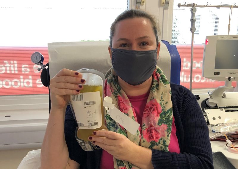 Lizzi Wallace donating plasma