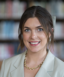 Mrs Jess Woodward (Housemistress)