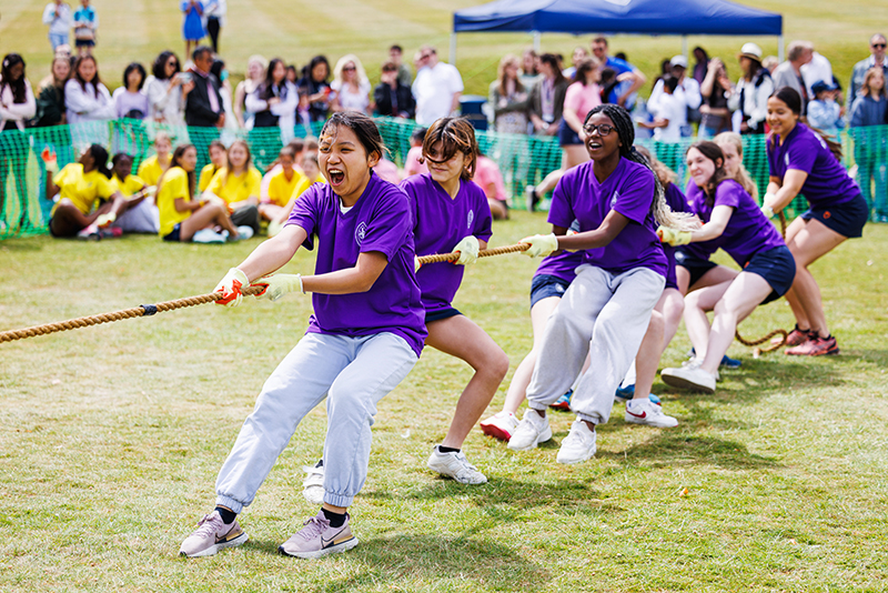 Tug of war at Wycombe Abbey