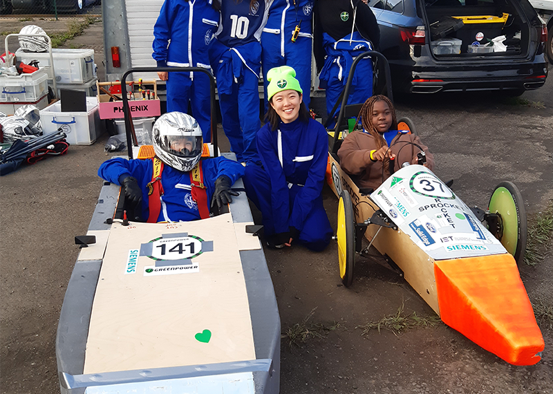 Wycombe Abbey Greenpower Team with their cars