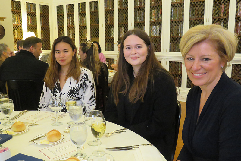 Wycombe Headmistress with Wycombe Abbey Seniors in New York.