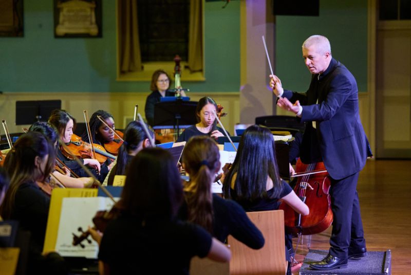 Mr Acosta conducting the Chamber Orchestra.